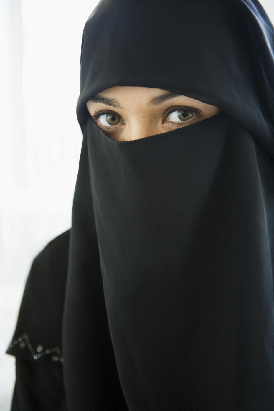 Confused between Hijab, Niqab, Sheila, Burqa and Abaya 